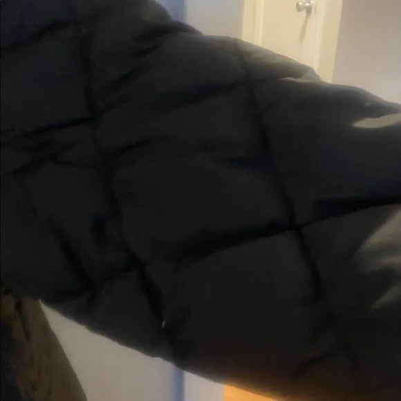 London Fog Women's Black Puffer Coat - Picture 4 of 7